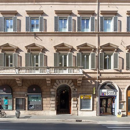 Iflat Corso Deluxe Apartment Rome Bagian luar foto