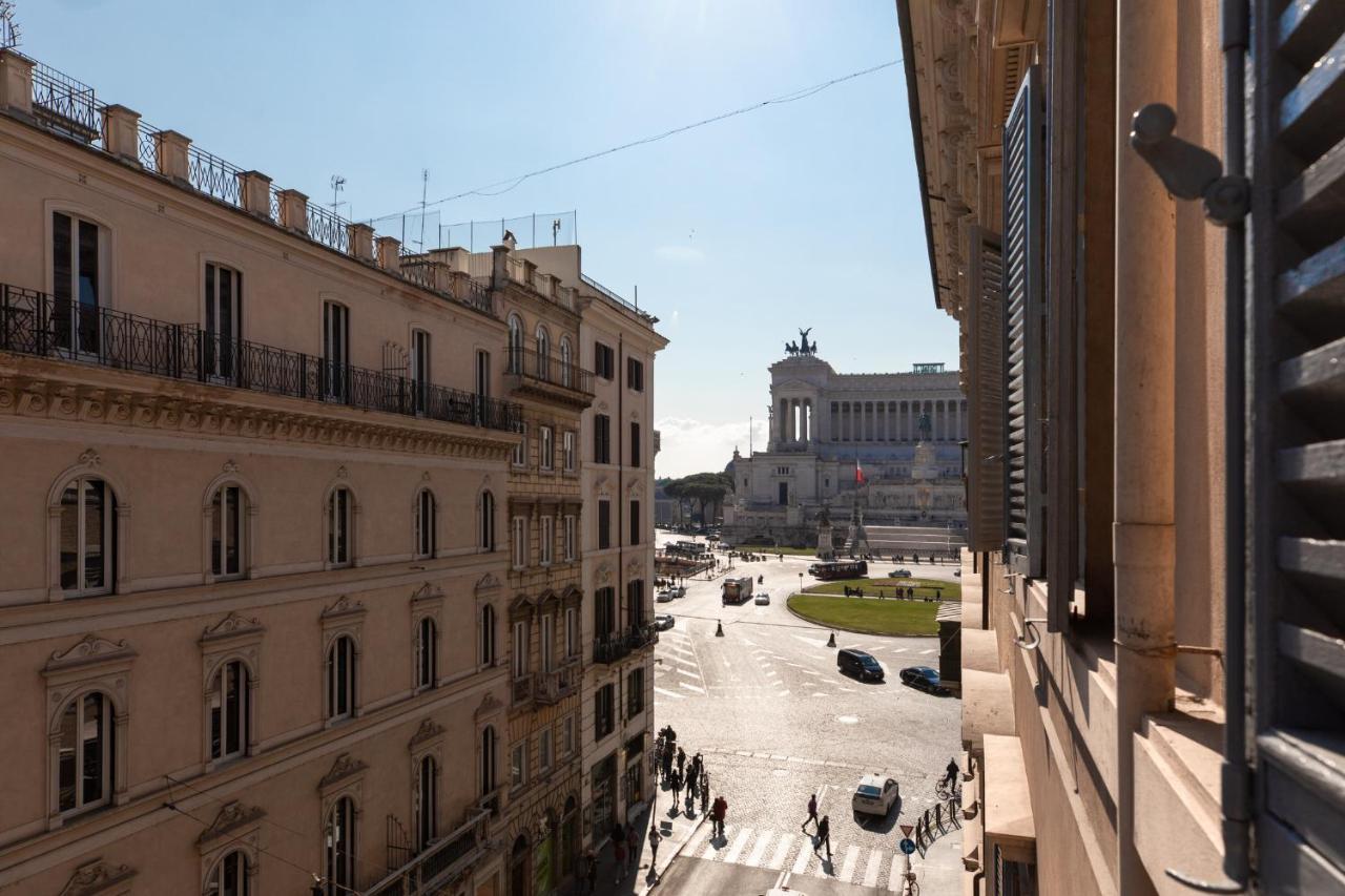 Iflat Corso Deluxe Apartment Rome Bagian luar foto